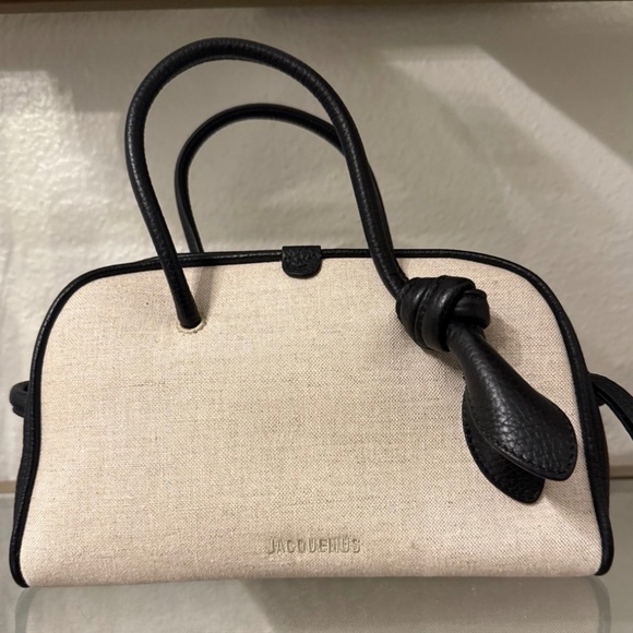 Jacquemus Le Petit Turismo Handbag - Picture 1 of 5